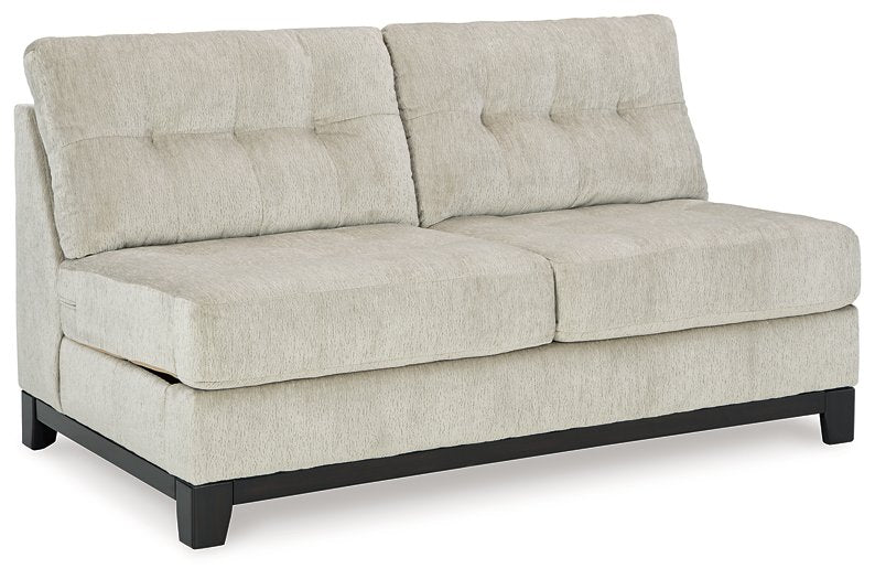 Maxon Place Sectional with Chaise - Luxe Home Furnishings (Jersey City, NJ)