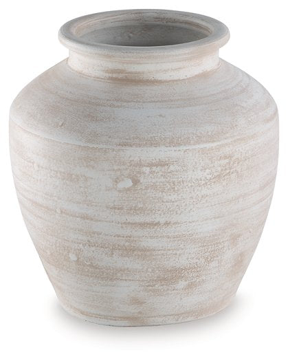 Meadie Vase - Luxe Home Furnishings (Jersey City, NJ)