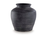 Meadie Vase - Luxe Home Furnishings (Jersey City, NJ)