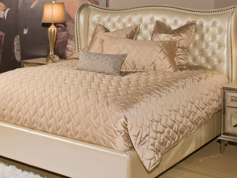 AICO Cosmopolitan 3-pc Queen Coverlet Set in Champagne