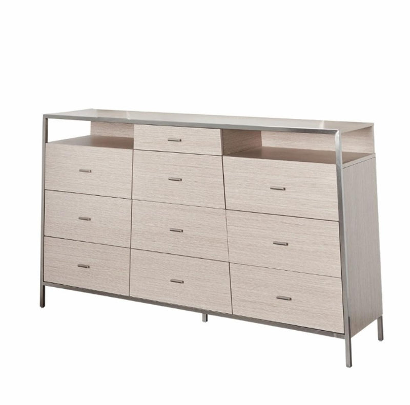 Silverlake Village Dresser in Washed Oak