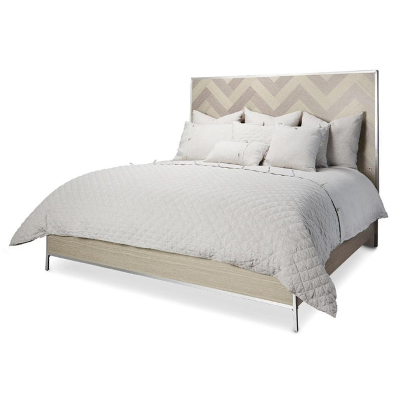Silverlake Village California King Panel Bed in Washed Oak