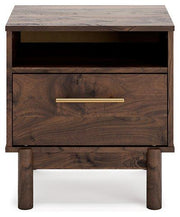 Calverson Nightstand - Luxe Home Furnishings (Jersey City, NJ)