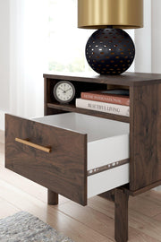 Calverson Nightstand - Luxe Home Furnishings (Jersey City, NJ)