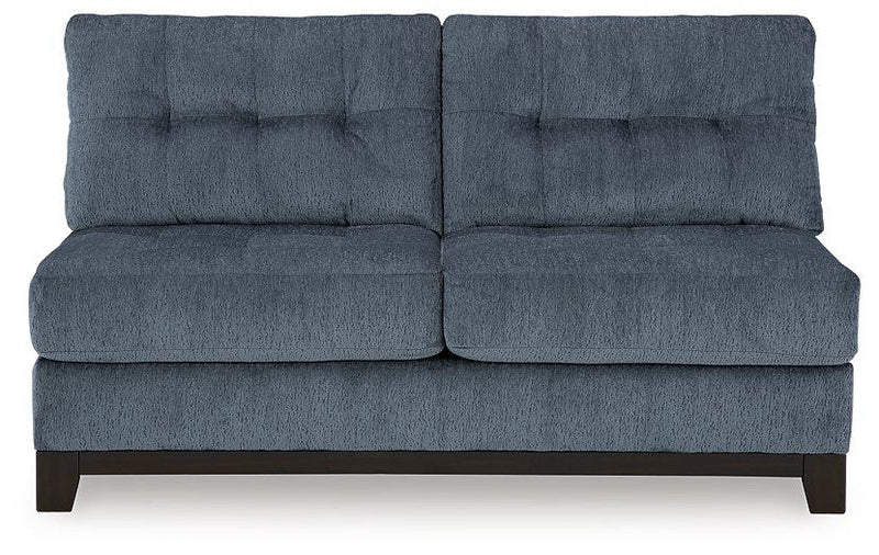 Maxon Place Sectional with Chaise - Luxe Home Furnishings (Jersey City, NJ)