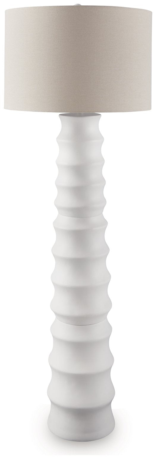 Veraleigh Floor Lamp