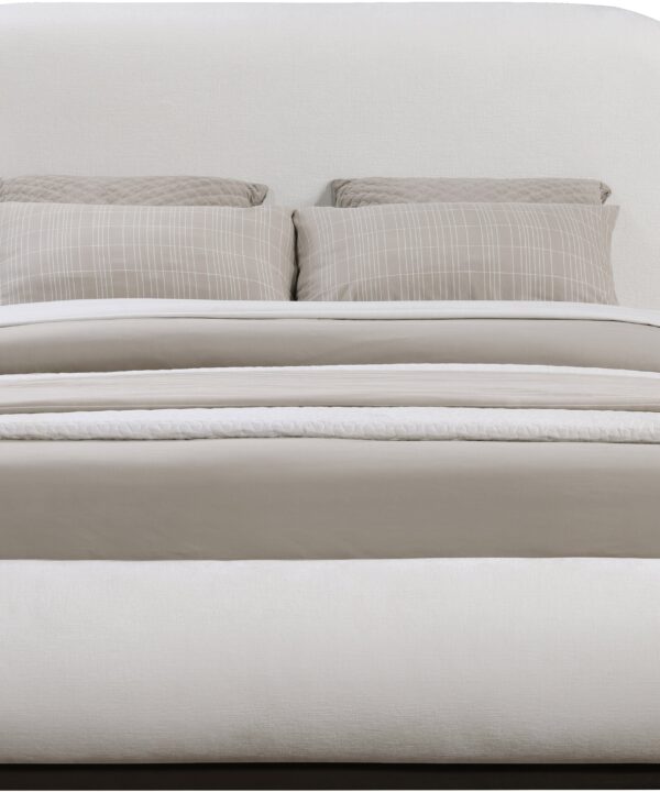 Vaughn Chenille Bed