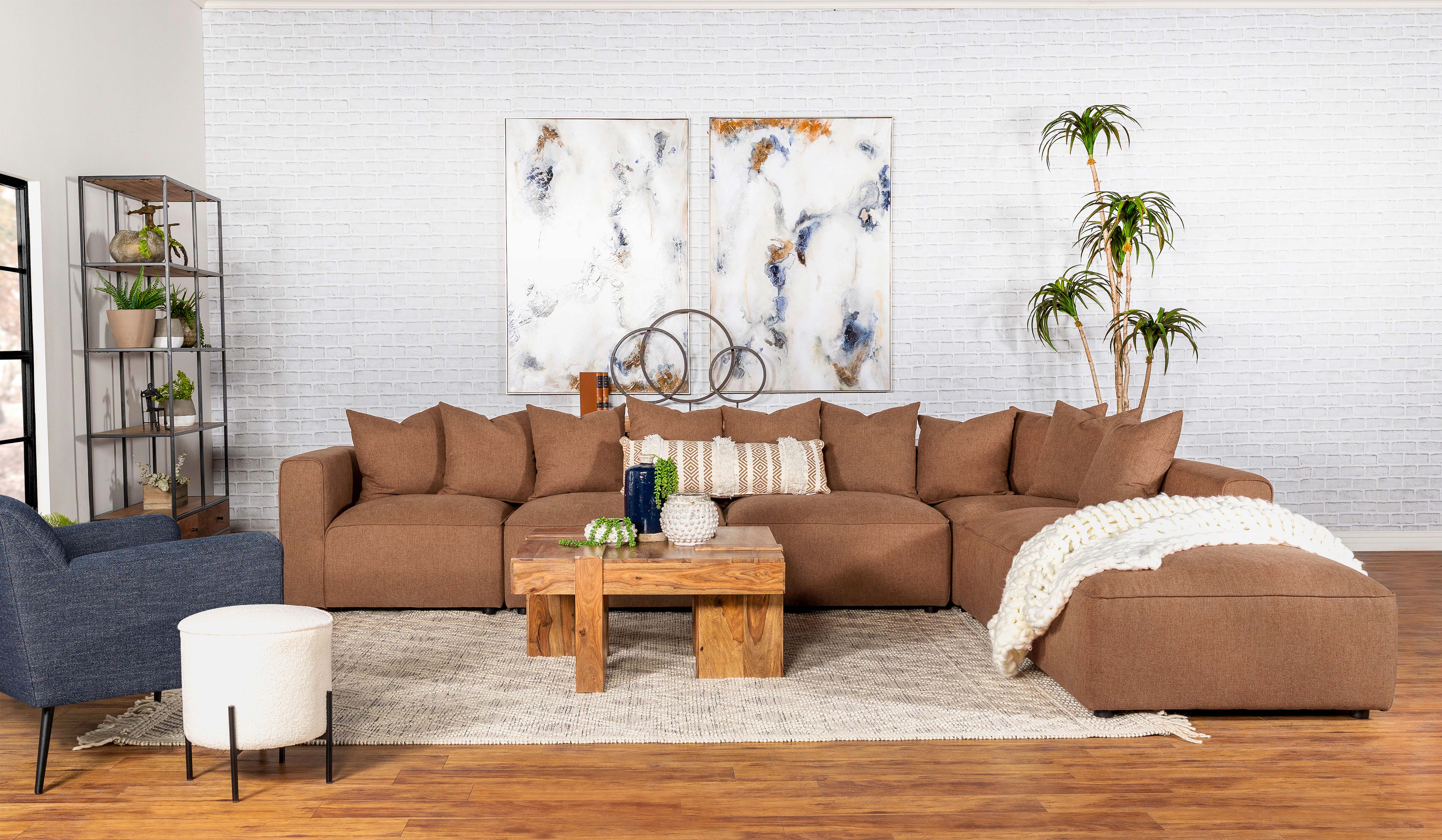 Jennifer Ottoman - Luxe Home Furnishings (Jersey City, NJ)