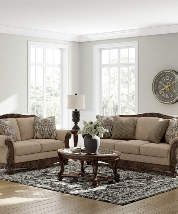 Chelsworth Living Room Set