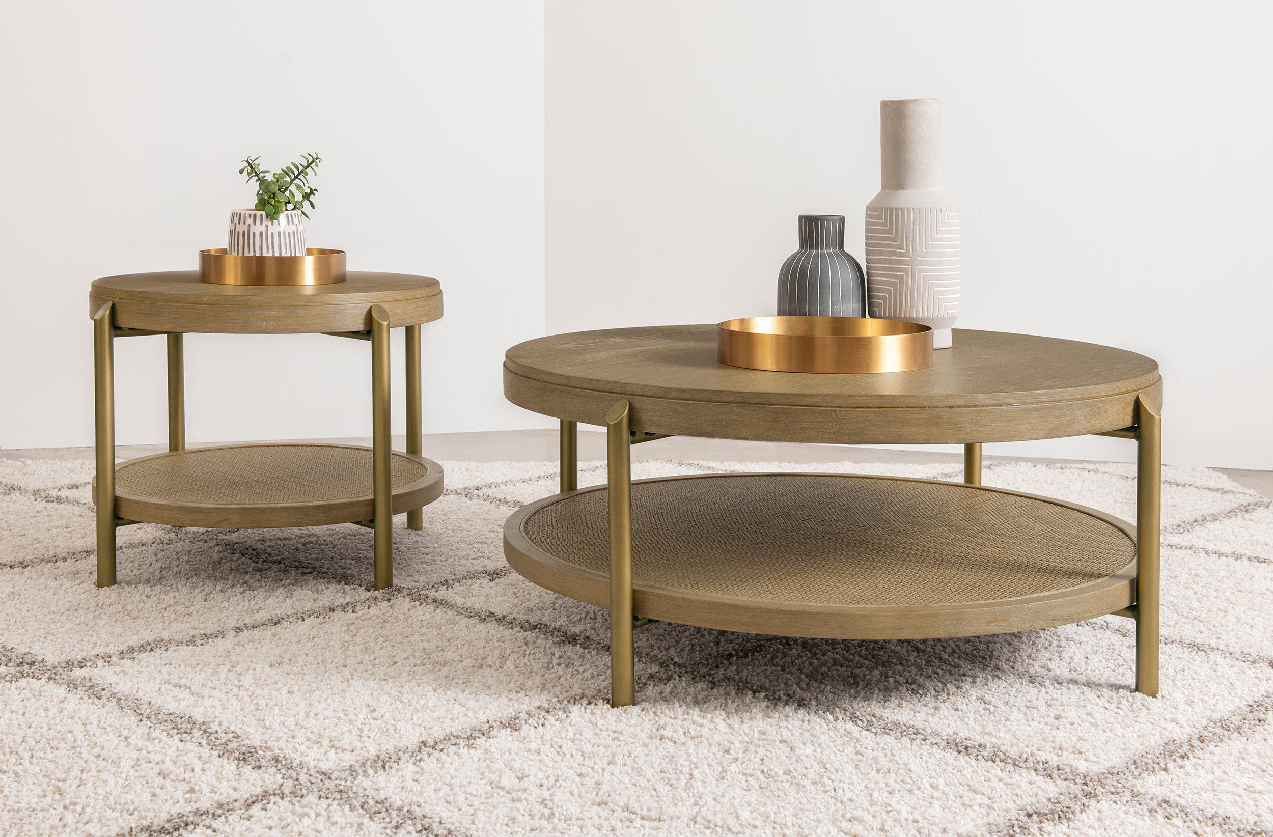 Arini Coffee Table Set - Luxe Home Furnishings (Jersey City, NJ)