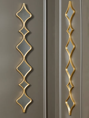 Harriswood Accent Mirror Set (Set of 2) - Luxe Home Furnishings (Jersey City, NJ)