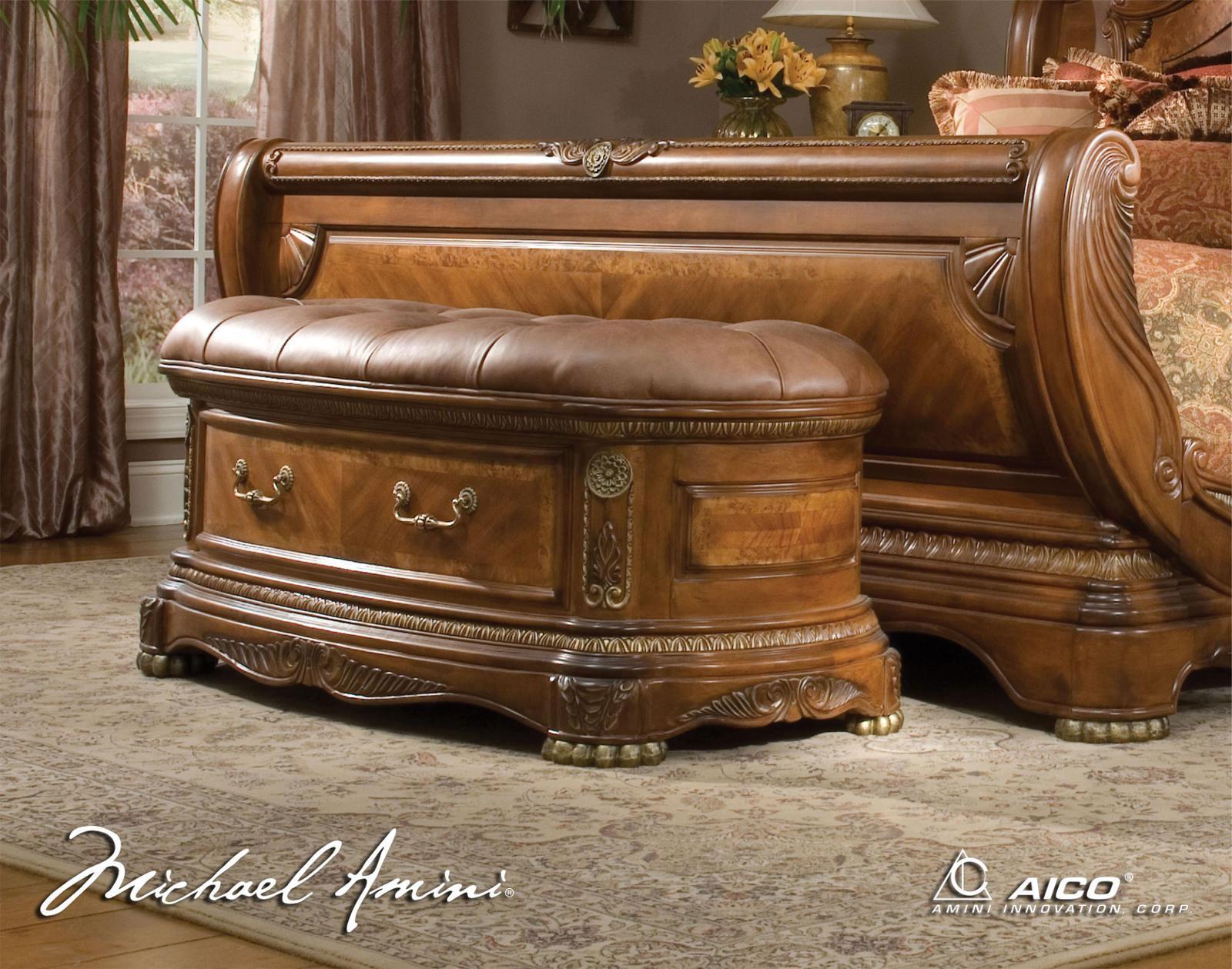 Cortina Leather Bedside Bench in Honey Walnut - Luxe Home Furnishings (Jersey City, NJ)