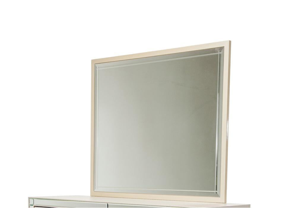 Hollywood Loft Rectangular Dresser Mirror in Frost - Luxe Home Furnishings (Jersey City, NJ)