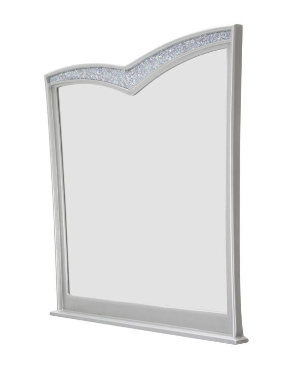 Melrose Plaza Wall Mirror in Dove - Luxe Home Furnishings (Jersey City, NJ)