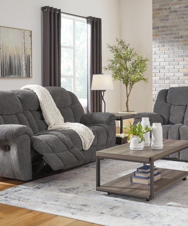 Foreside Living Room Set image