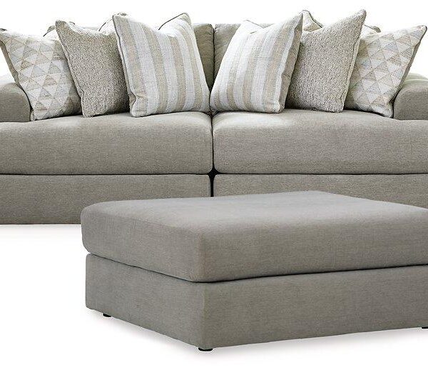 Avaliyah Living Room Set image