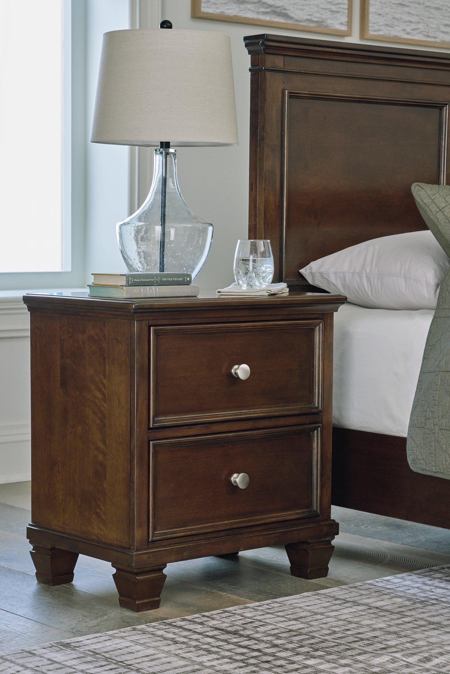 Danabrin Nightstand - Luxe Home Furnishings (Jersey City, NJ)