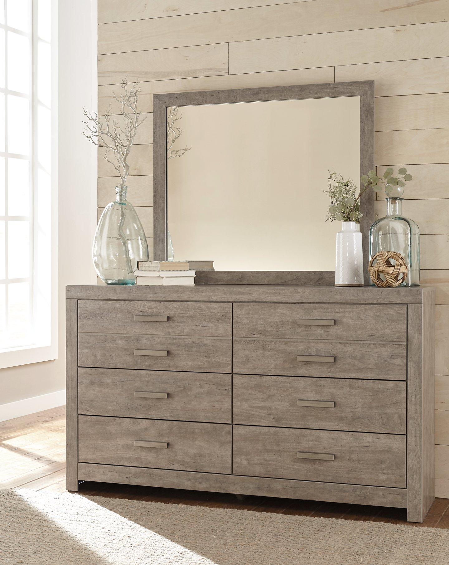 Culverbach Dresser - Luxe Home Furnishings (Jersey City, NJ)