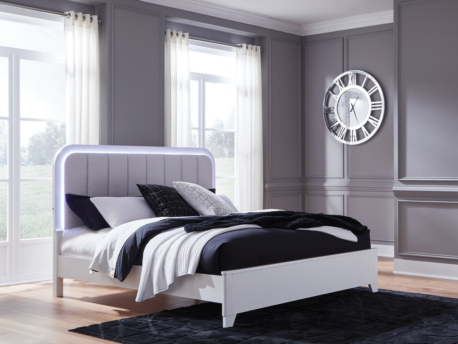 Jarlee Upholstered Bed - Luxe Home Furnishings (Jersey City, NJ)