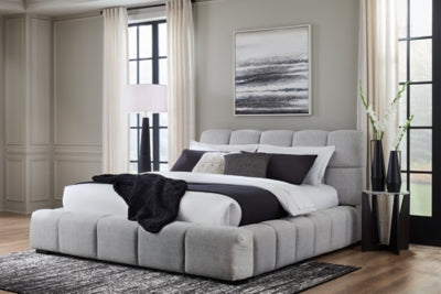 Grendusk Upholstered Bed - Luxe Home Furnishings (Jersey City, NJ)