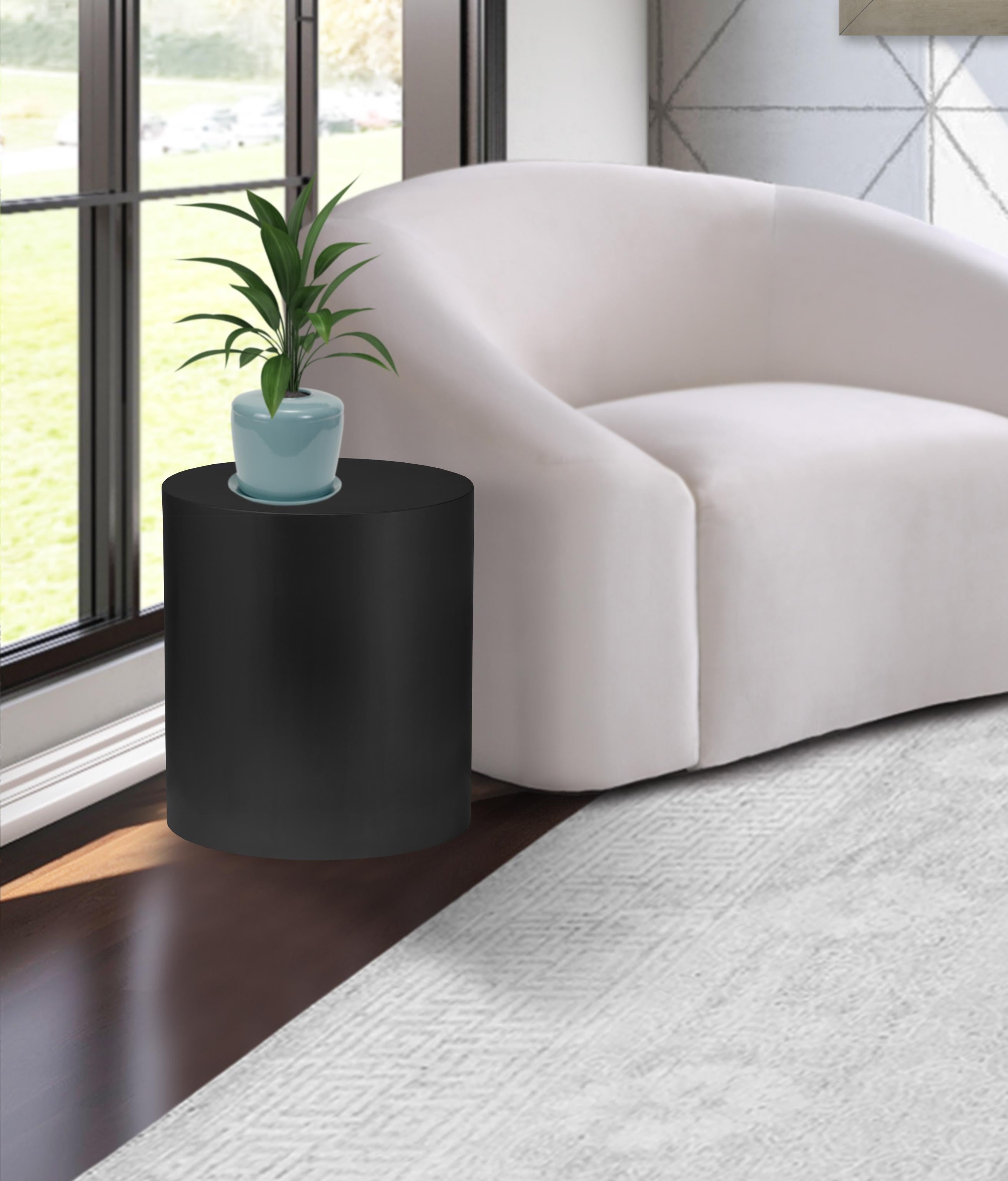 Cylinder Matte Black End Table - Luxe Home Furnishings (Jersey City, NJ)