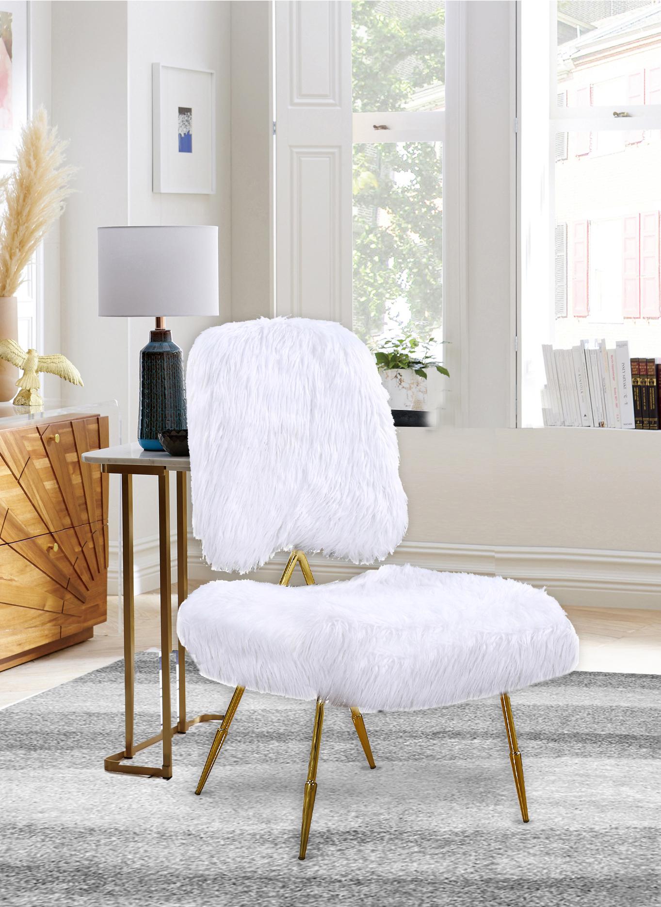 Magnolia White Faux Fur Accent Chair - Luxe Home Furnishings (Jersey City, NJ)