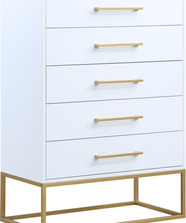 Maxine White / Gold Chest