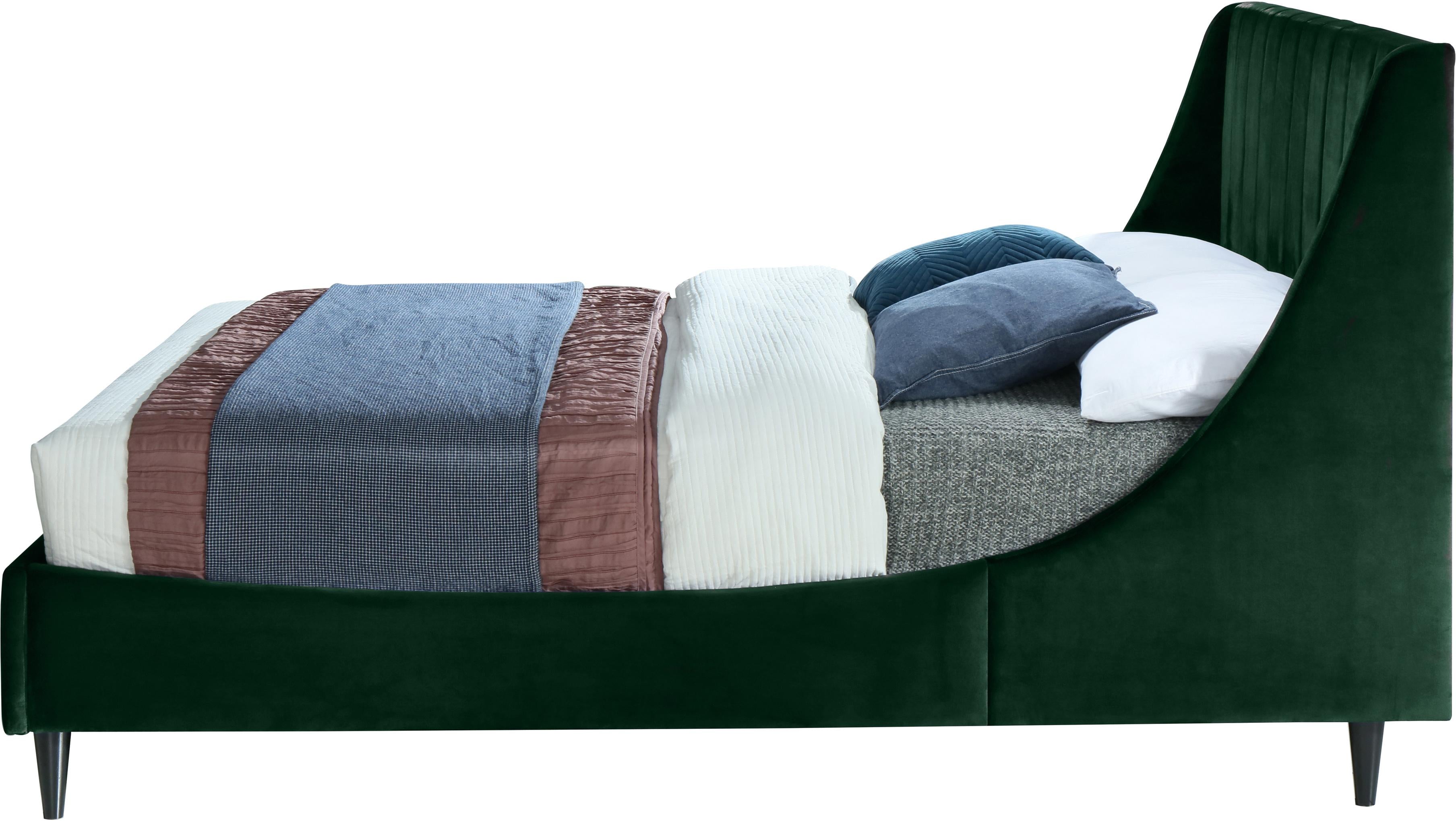 Eva Green Velvet King Bed - Luxe Home Furnishings (Jersey City, NJ)