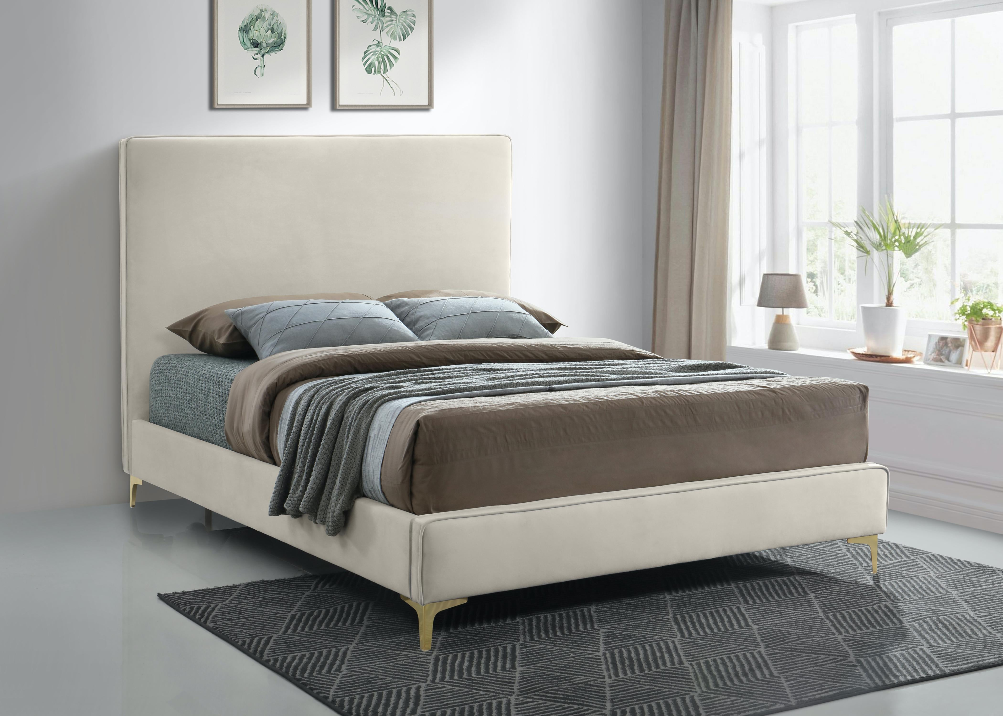 Geri Cream Velvet Full Bed - Luxe Home Furnishings (Jersey City, NJ)