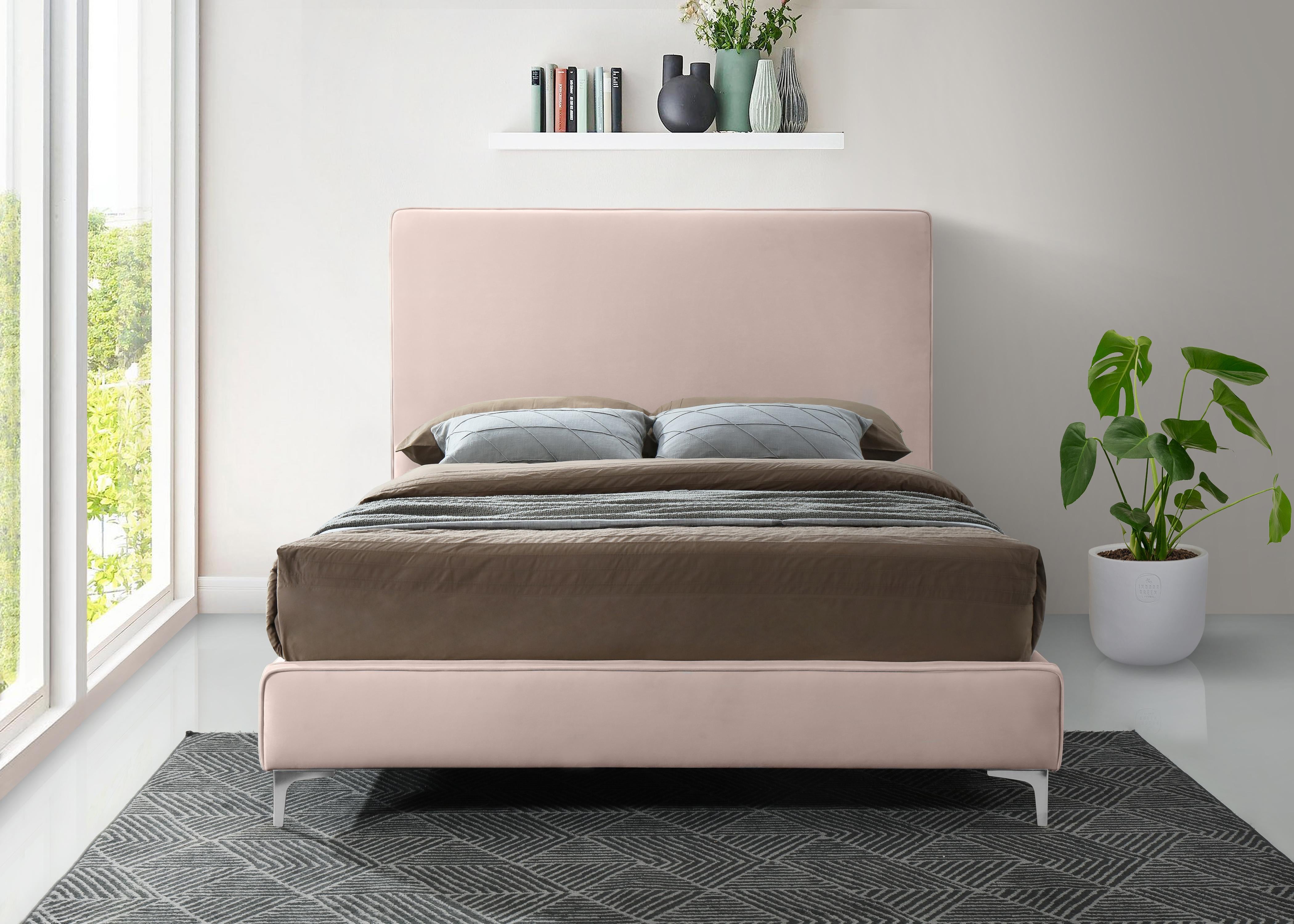 Geri Pink Velvet King Bed - Luxe Home Furnishings (Jersey City, NJ)