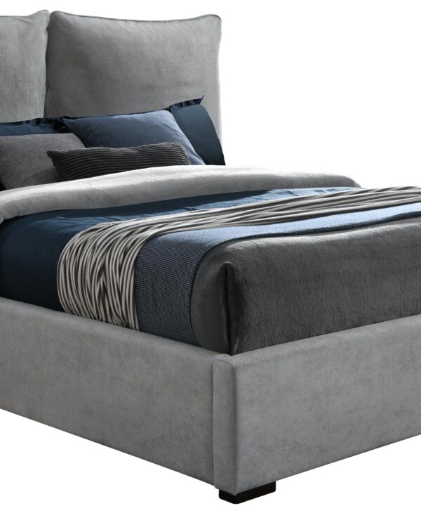 Misha Light Grey Polyester Fabric Queen Bed (3 Boxes) - Luxe Home Furnishings (Jersey City, NJ)