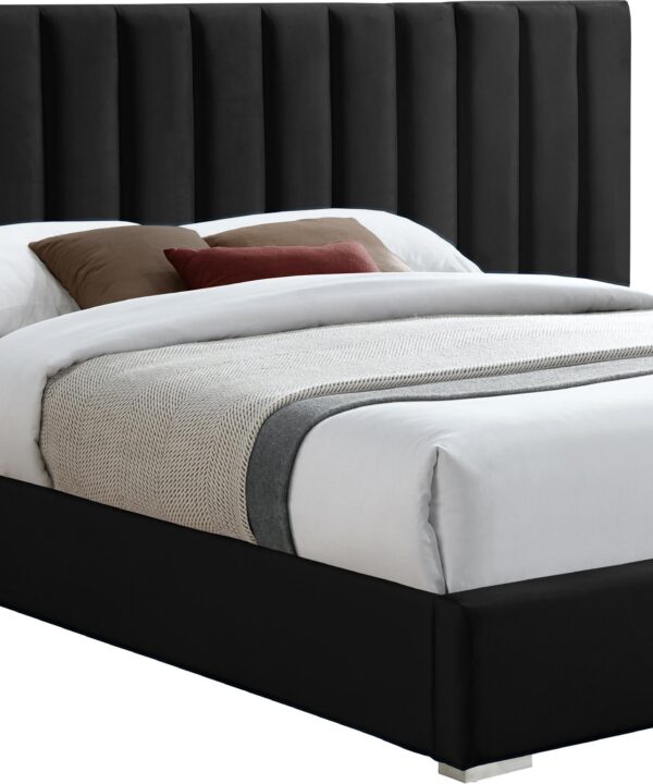Pablo Black Velvet Queen Bed - Luxe Home Furnishings (Jersey City, NJ)