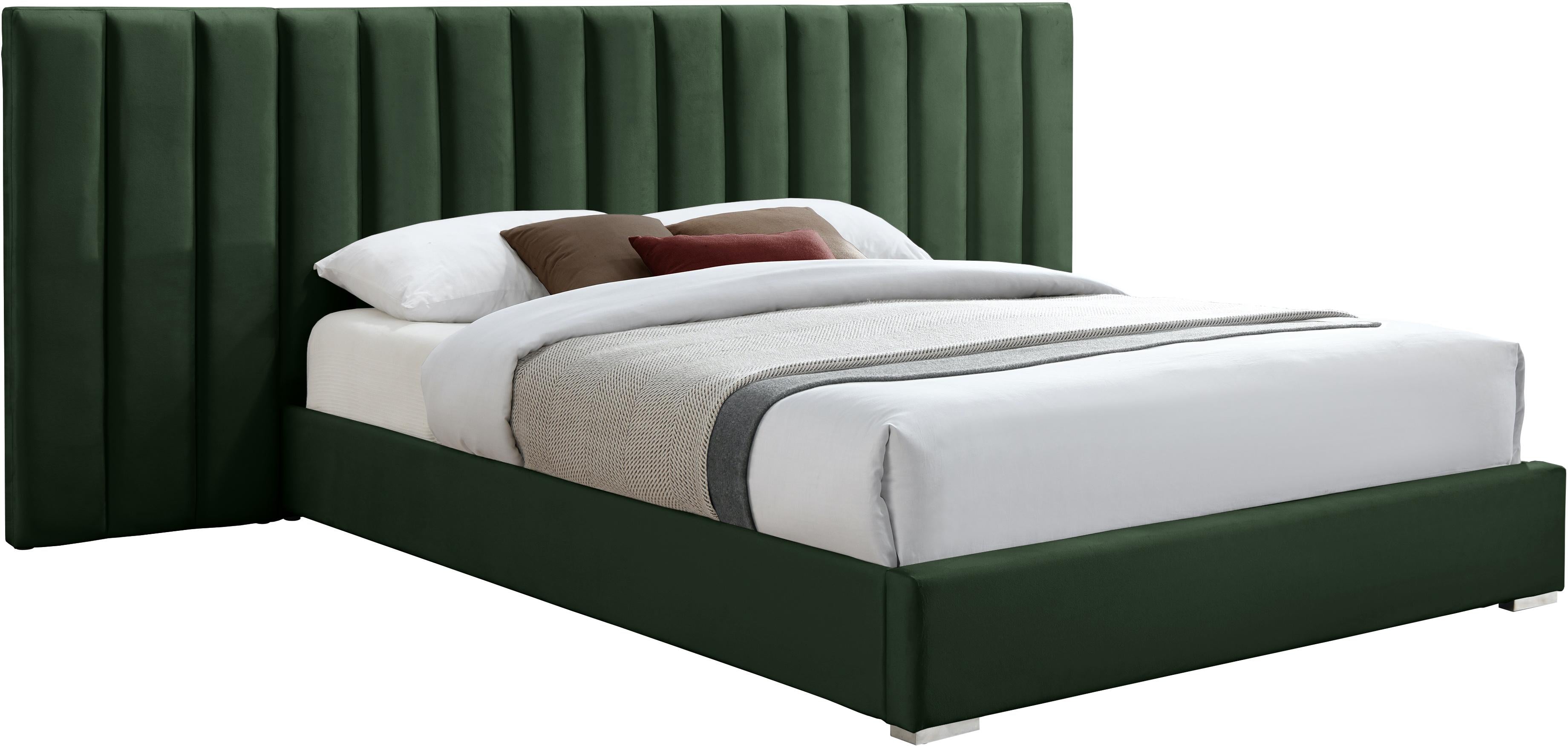 Pablo Green Velvet Queen Bed - Luxe Home Furnishings (Jersey City, NJ)