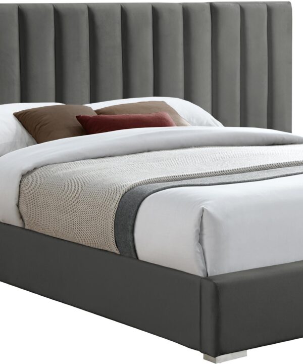 Pablo Grey Velvet Queen Bed - Luxe Home Furnishings (Jersey City, NJ)