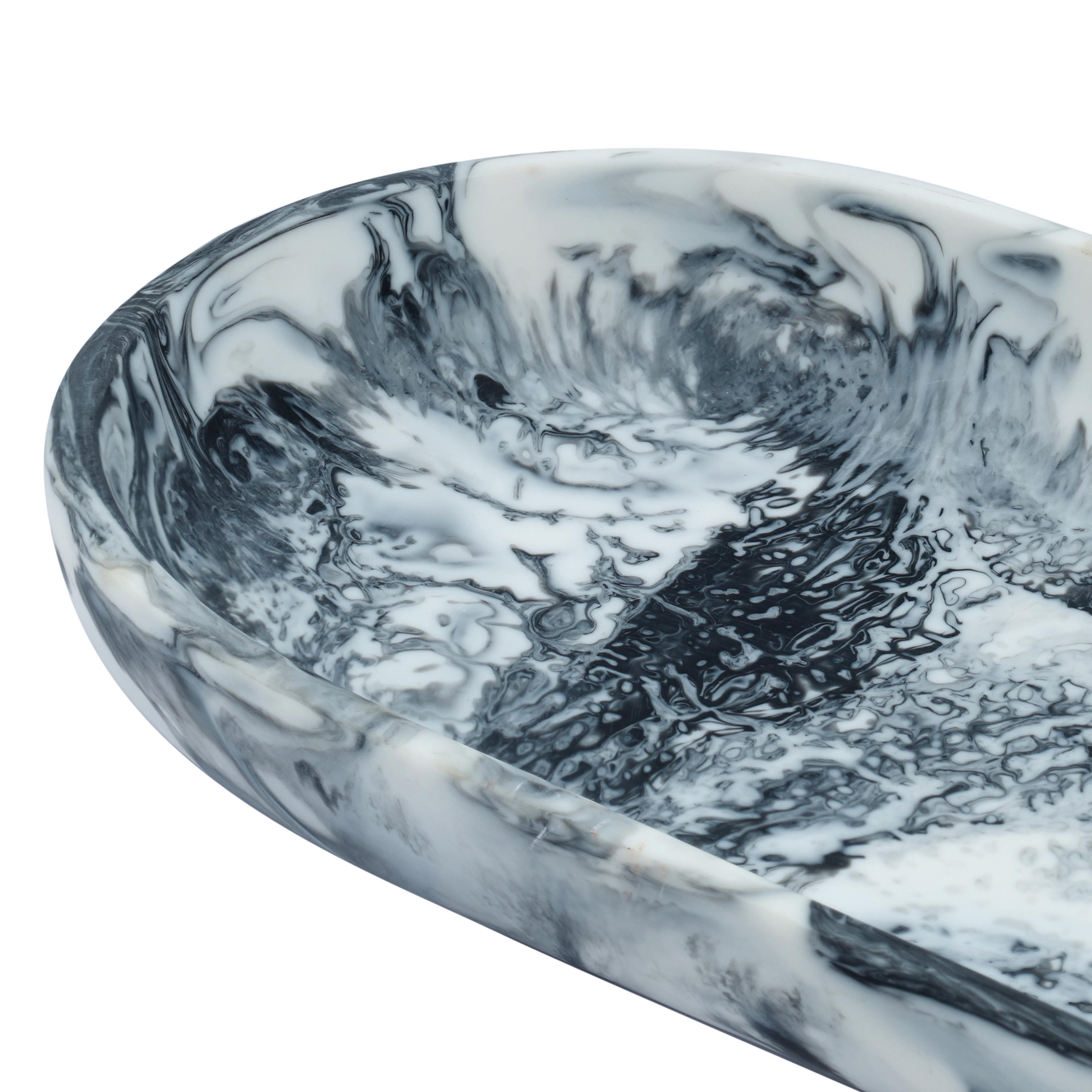 Mera Black & White Long Resin Serving Platter - Luxe Home Furnishings (Jersey City, NJ)