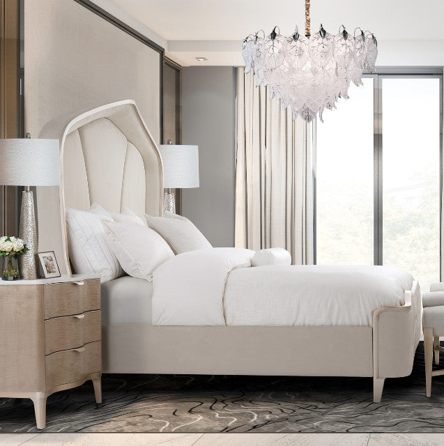 AICO Malibu Crest King Curved Poster Bed in Chardonnay - Luxe Home Furnishings (Jersey City, NJ)