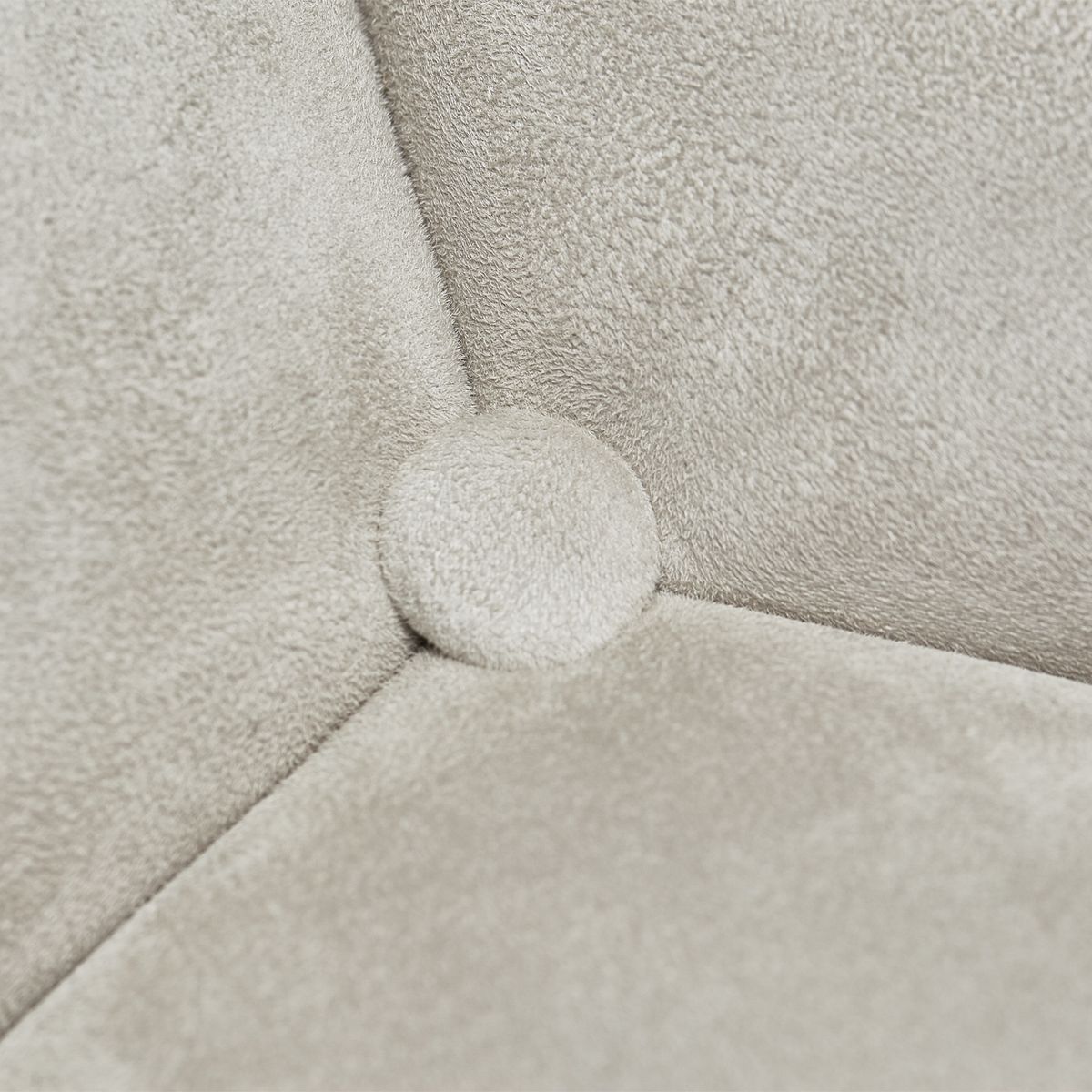 AICO Malibu Crest Cocktail Ottoman in Chardonnay - Luxe Home Furnishings (Jersey City, NJ)